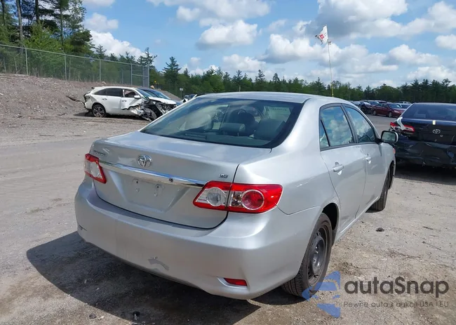 2T1BU4EE9CC911933: 42281435