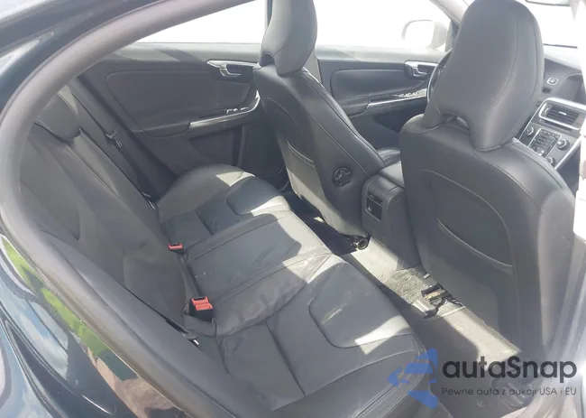 YV1612FS6D2181783: 42281465