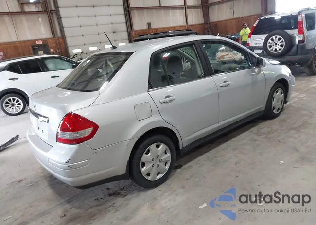 3N1BC11EX8L463295: 42281477