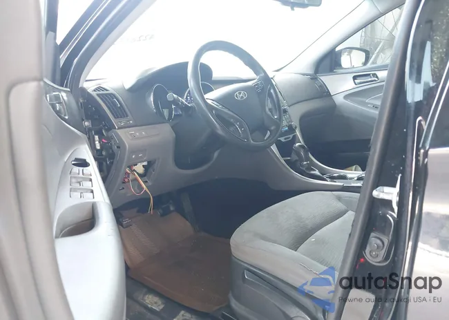 KMHEC4A45DA087265: 42281527