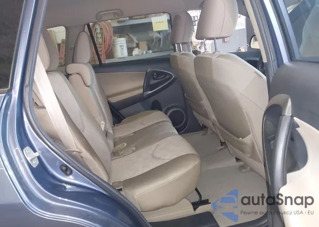 2T3BF4DV1CW184613: 42281570