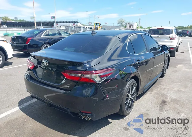 4T1G11AK6MU516682: 42281587