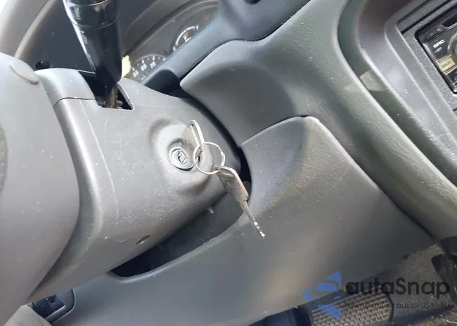 2CNBJ13C3Y6917675: 42281654