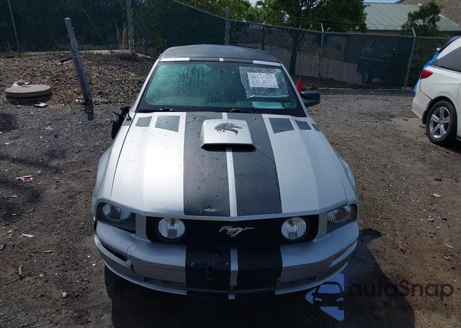 1ZVHT85H385157895: 42281663