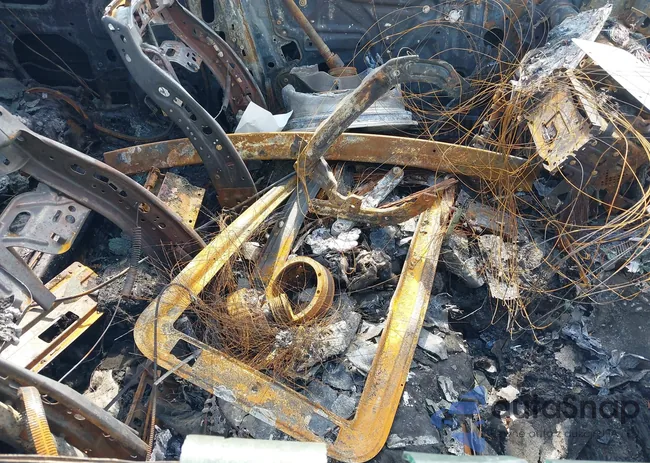 1N4AL2AP2CC113606: 42281676