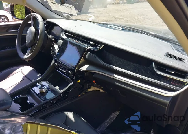 1C4RJYB61P8904648: 42281680