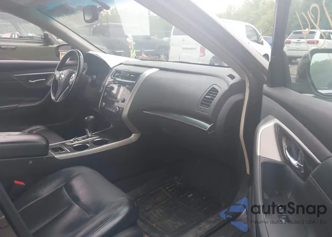 1N4AL3AP4DC208949: 42281784