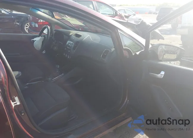 3KPFK4A78HE050199: 42281855