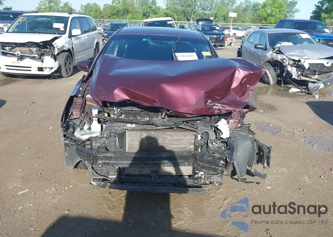 3KPFK4A78HE050199: 42281855