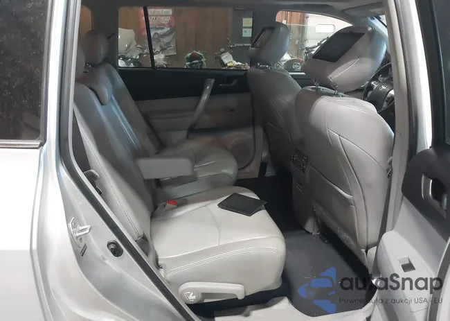 5TDBK3EHXDS199757: 42281870