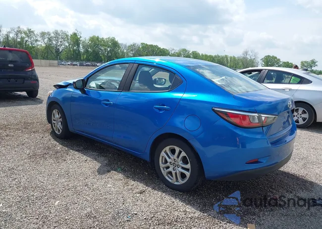 3MYDLBYV3JY326100: 42281002