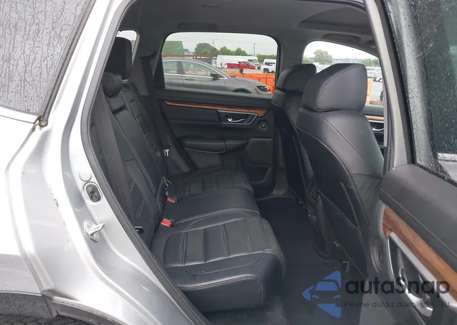 7FARW2H82JE074930: 42281037