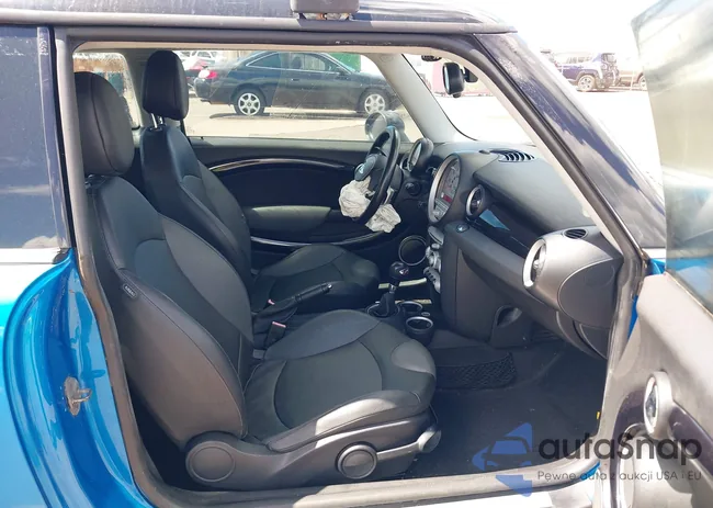 WMWMF7C51ATW89883: 42281047