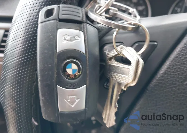 WBAVC53508FZ84774: 42281055