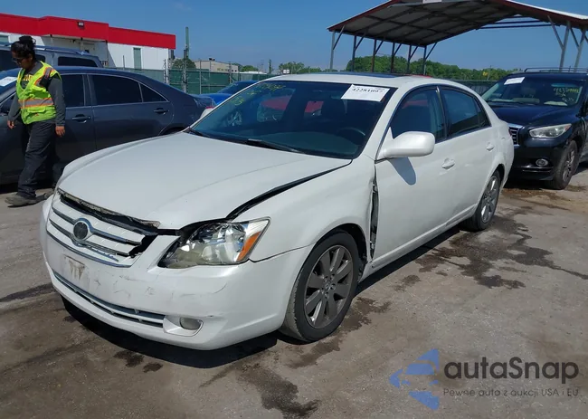 4T1BK36B85U046541: 42281097