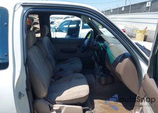 4TAVL52N4WZ008251: 42282275