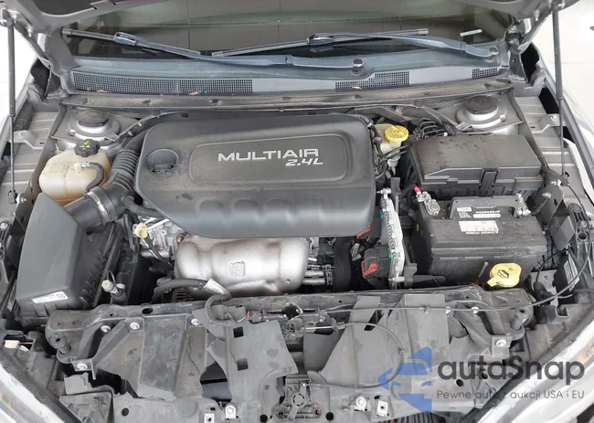 1C3CCCCB9FN728628: 42282474