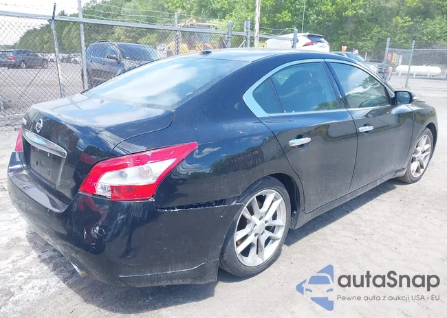 1N4AA5AP3AC827085: 42282489