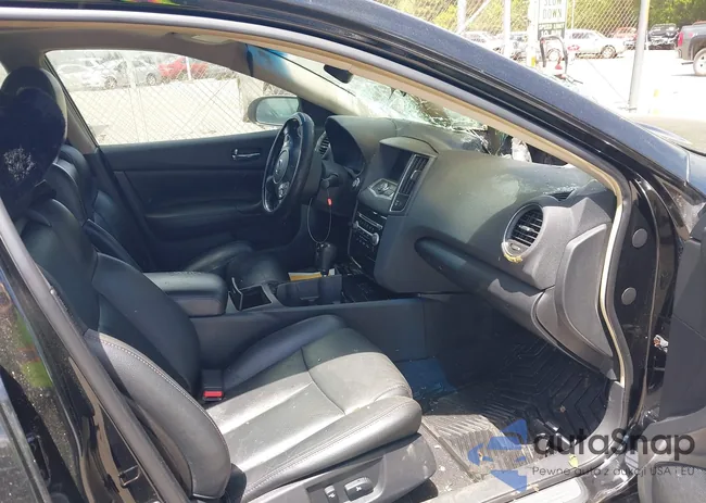 1N4AA5AP3AC827085: 42282489