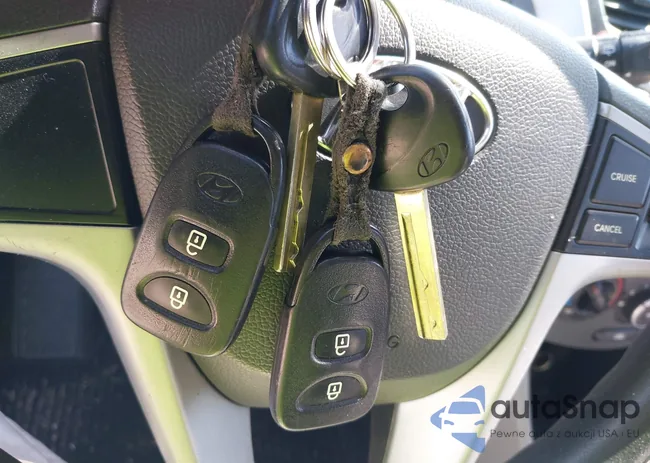 KMHCT5AE5DU125906: 42282731