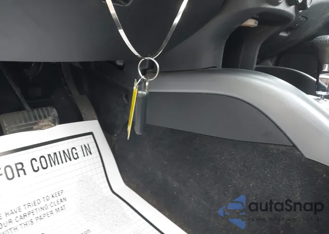 JA4AT3AW8AZ009830: 42282853