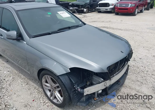 WDDGF8BB2CR226900: 42281921