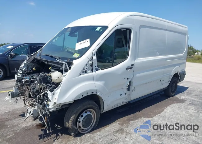 1FTYR2CM9HKA44193: 42282114