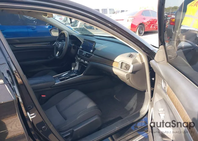 1HGCV1F4XJA034488: 42282168