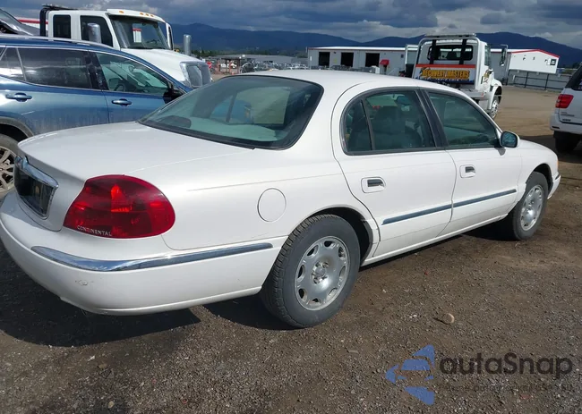 1LNHM97V2XY708917: 42282254