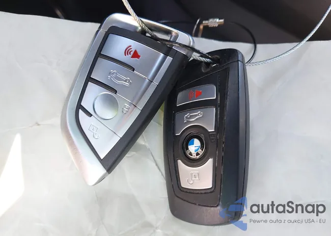 5UXWX9C35H0T24703: 42283472