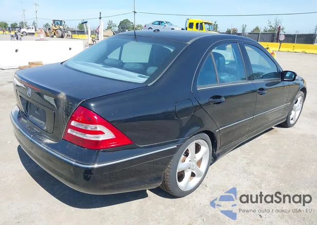 WDBRF56H26F779504: 42283652