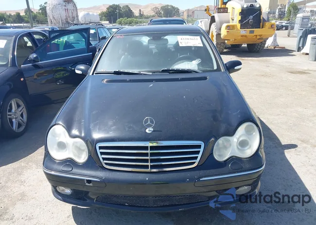 WDBRF56H26F779504: 42283652