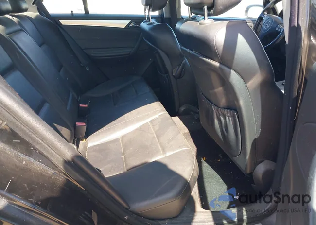 WDBRF56H26F779504: 42283652