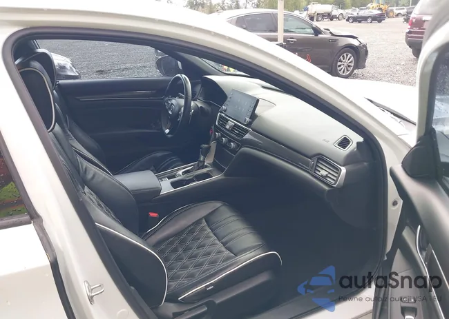 1HGCV1F35JA223492: 42283695