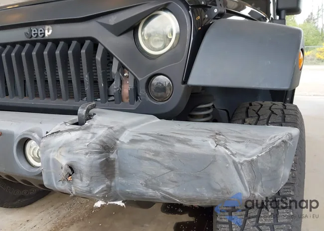 1C4BJWDG3FL742741: 42282901