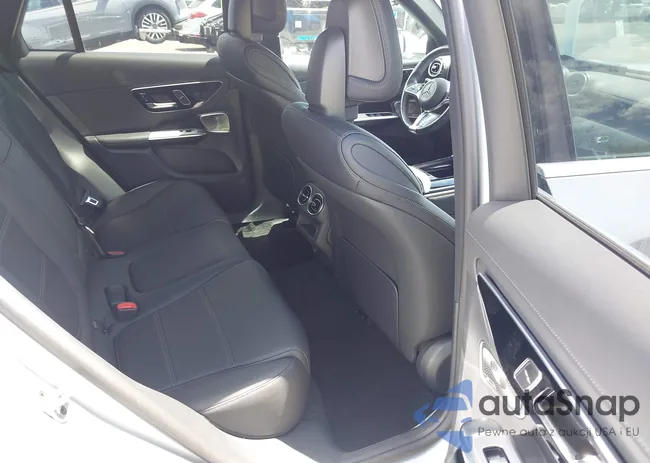 W1NKM4GB2PF043878: 42283130