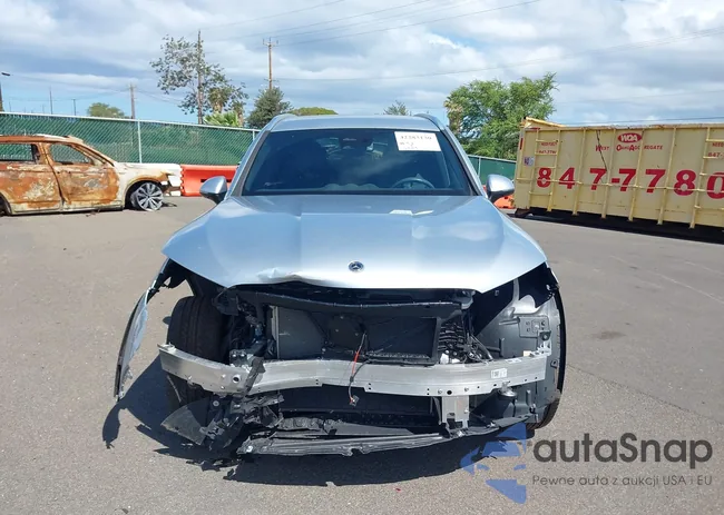 W1NKM4GB2PF043878: 42283130