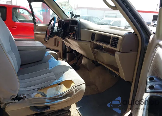 3B7HF13Z0TG136405: 42284271