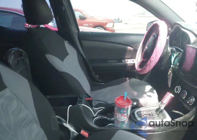 1C3CDZAB3CN109683: 42284435