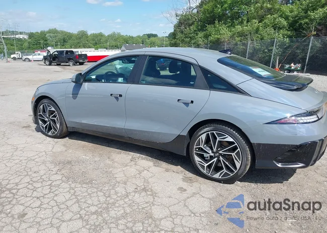 KMHM34AC6SA099070: 42284629