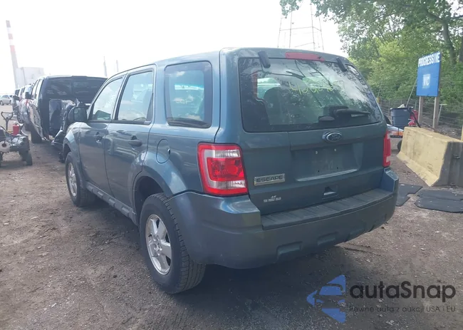 1FMCU0C74CKA82653: 42284657