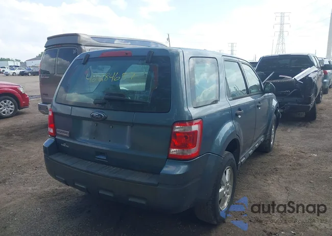 1FMCU0C74CKA82653: 42284657