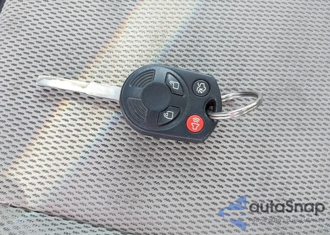 1FADP3F21EL394062: 42284677