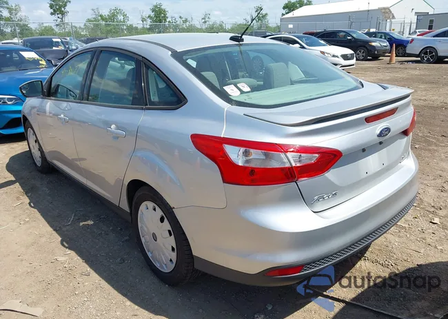 1FADP3F21EL394062: 42284677