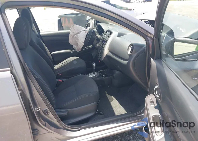 3N1CN7AP0HL817201: 42284693