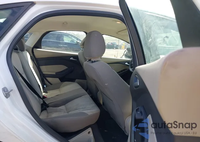 1FADP3F2XEL366700: 42284713