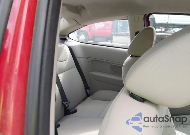 1FAHP32N58W103843: 42285282