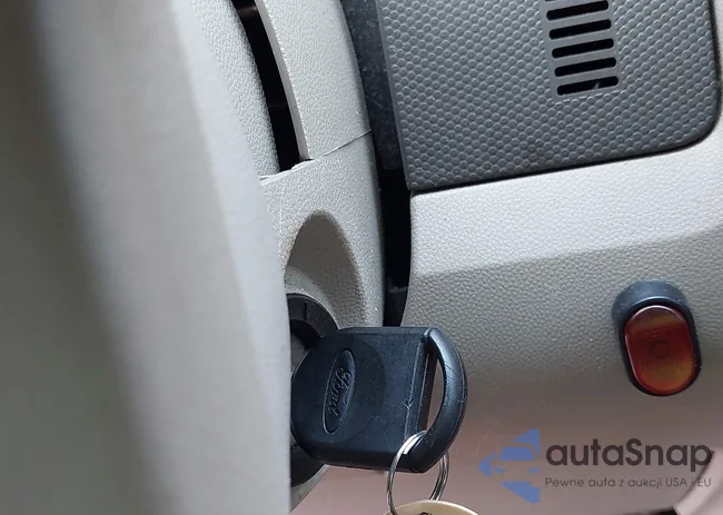 1FMCU02789KC10287: 42285399