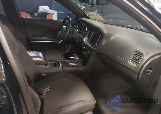 2C3CDXCT0HH561701: 42285433