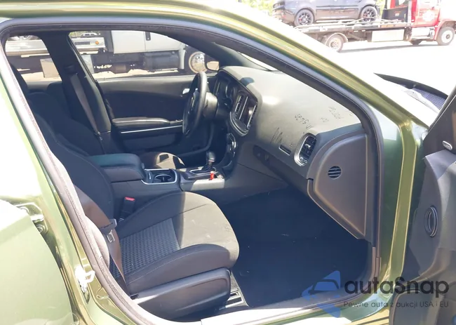 2C3CDXHG8NH115173: 42284979